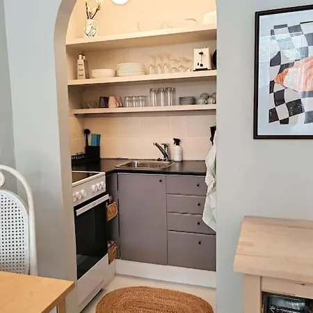 Valoisa Laepitalon Kaksio *