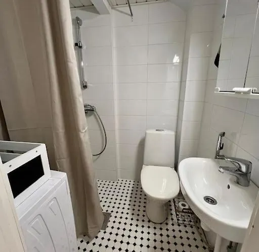 Valoisa Laepitalon Kaksio Lägenhet